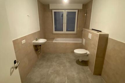 Frisch renovierte 2-Zimmer-Wohnung mit großer Terrasse in Heddesheim – Friedrichstraße 14, 68542 Heddesheim 2 zimmer