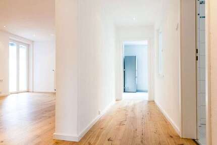 Wohnung Augsburg Innenstadt - 2.5 Zimmer, 73 m&sup2;, 920&euro; | Angebot:26167950