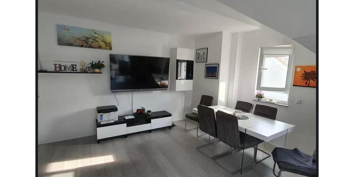 Dachgeschoßwohnung Bad Rappenau - 4 Zimmer, 125 m&sup2;, 1.350&euro; | Angebot:26416215