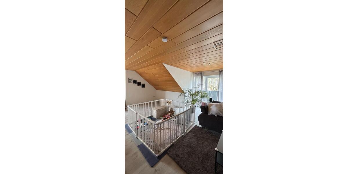 Dachgeschoßwohnung Herdorf - 5 Zimmer, 120 m&sup2;, 800&euro; | Angebot:26120724