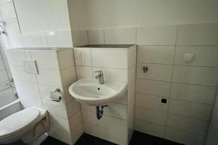 Charmante 4-Zimmer-Wohnung mit Balkon in Lövenich – WG-geeignet! 4 zimmer