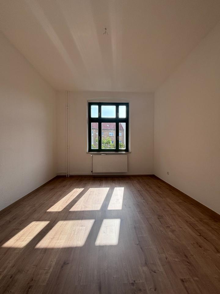 Neu sanierte 2-Zimmer-Wohnung in ruhiger Lage im EG