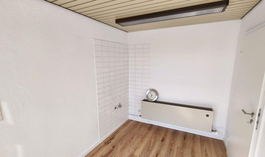Gewerbeobjekt Edemissen Wipshausen - 6 Zimmer, 150 m&sup2;, 1.125&euro; | Angebot:23326347