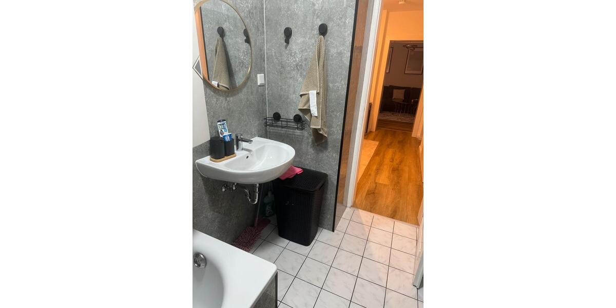 Etagenwohnung Essen Südviertel - 2.5 Zimmer, 67 m&sup2;, 1.100&euro; | Angebot:26640728
