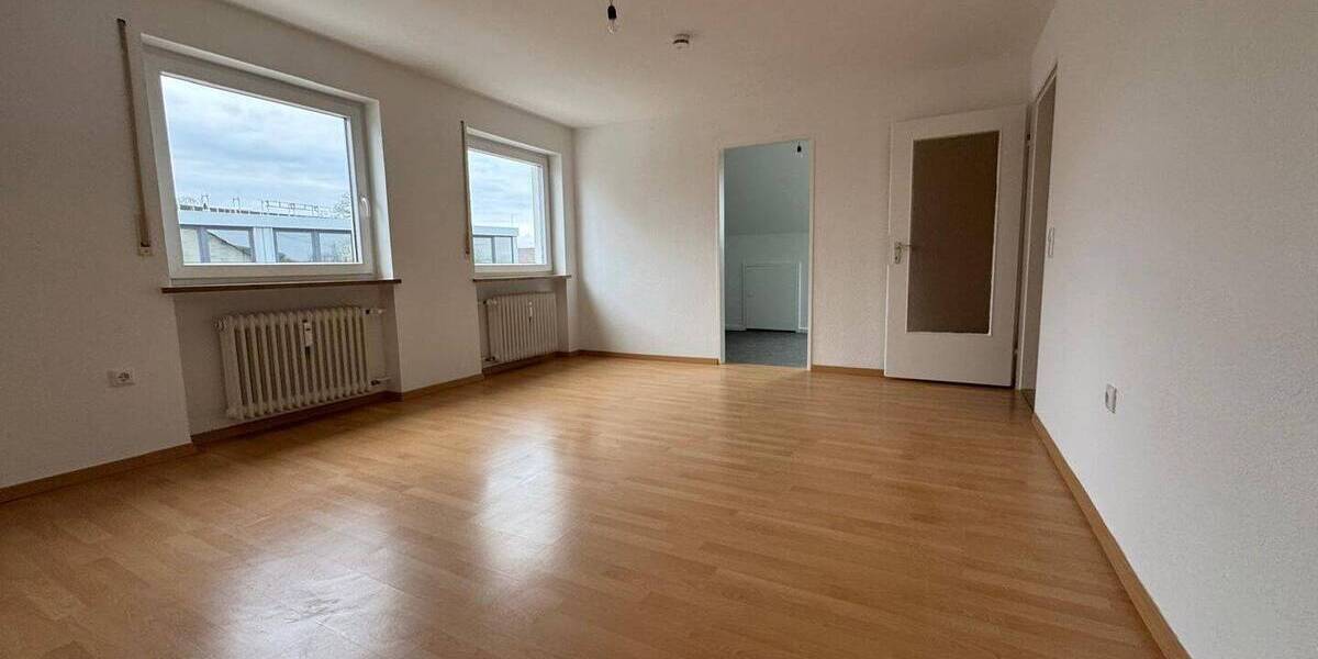 Etagenwohnung Gersthofen - 2 Zimmer, 45 m&sup2;, 540&euro; | Angebot:26117543