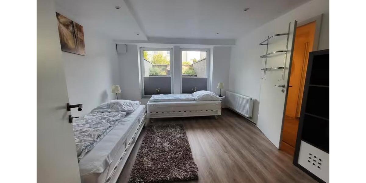 Etagenwohnung Düsseldorf Stadtbezirk 5 - 2 Zimmer, 47 m&sup2;, 125&euro; | Angebot:26070478