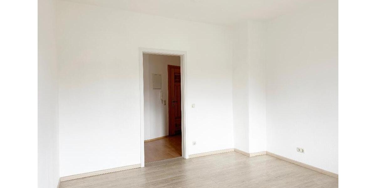 Etagenwohnung Nünchritz - 4 Zimmer, 94 m&sup2;, 625&euro; | Angebot:25979087