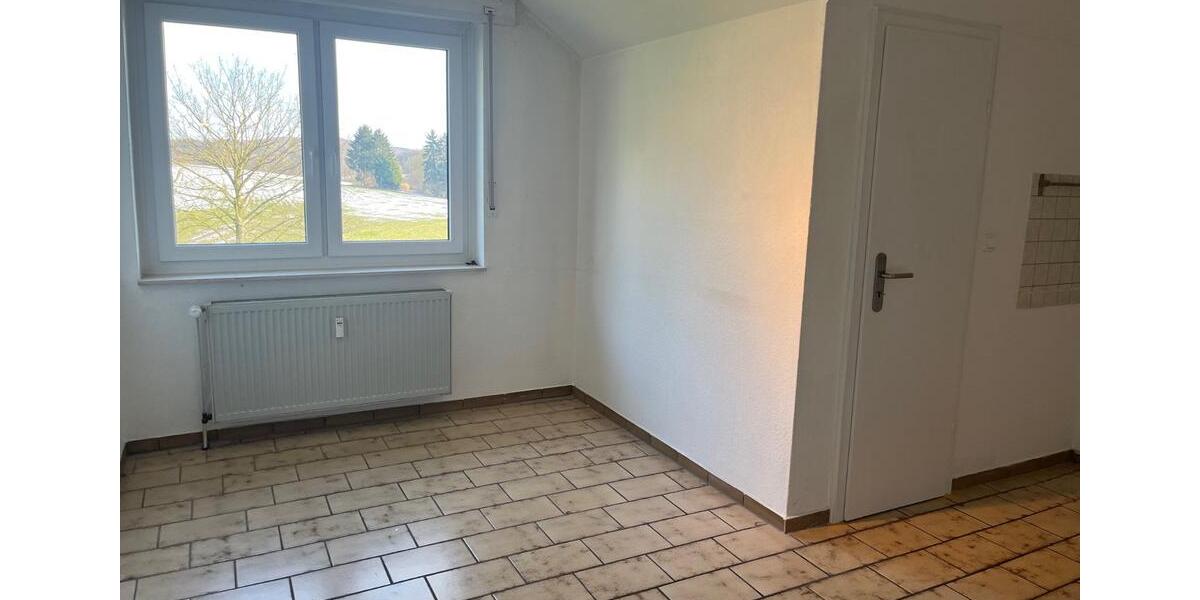 Dachgeschoßwohnung Ostercappeln - 4 Zimmer, 140 m&sup2;, 750&euro; | Angebot:24850220