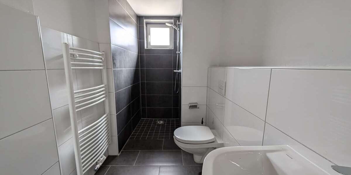 Etagenwohnung Duisburg Bergheim - 2 Zimmer, 62 m&sup2;, 550&euro; | Angebot:26085710