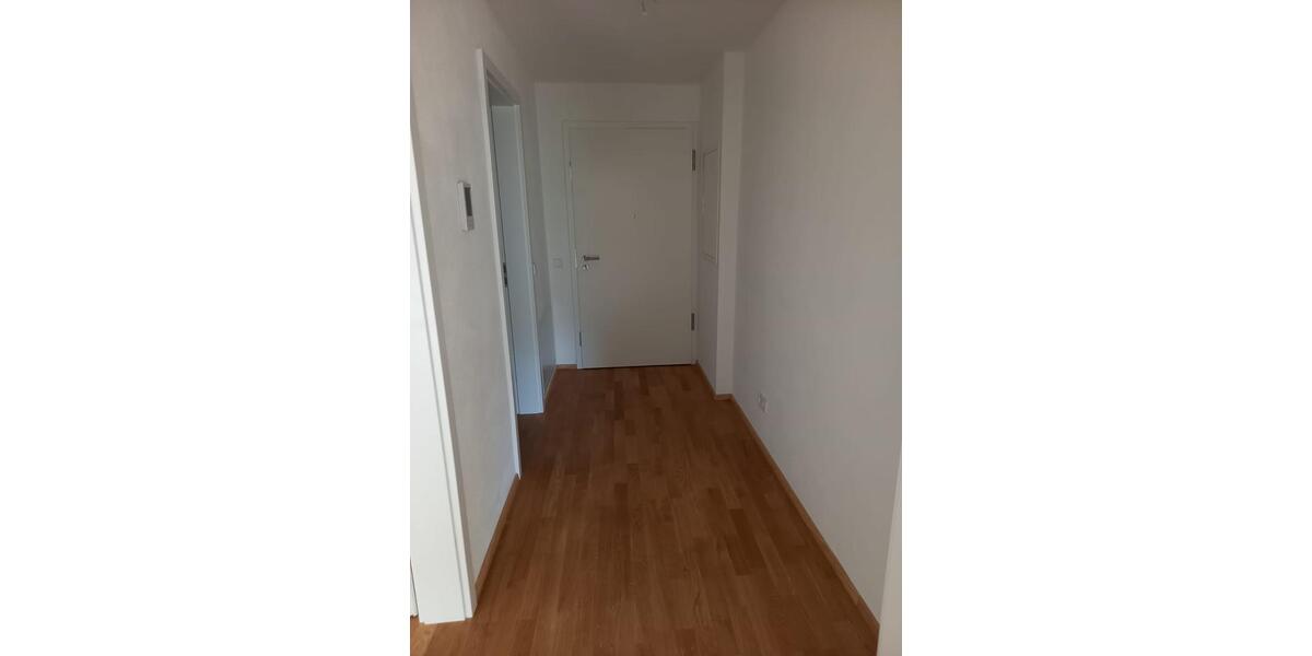 Etagenwohnung Bad Reichenhall - 2 Zimmer, 64 m&sup2;, 980&euro; | Angebot:26663380