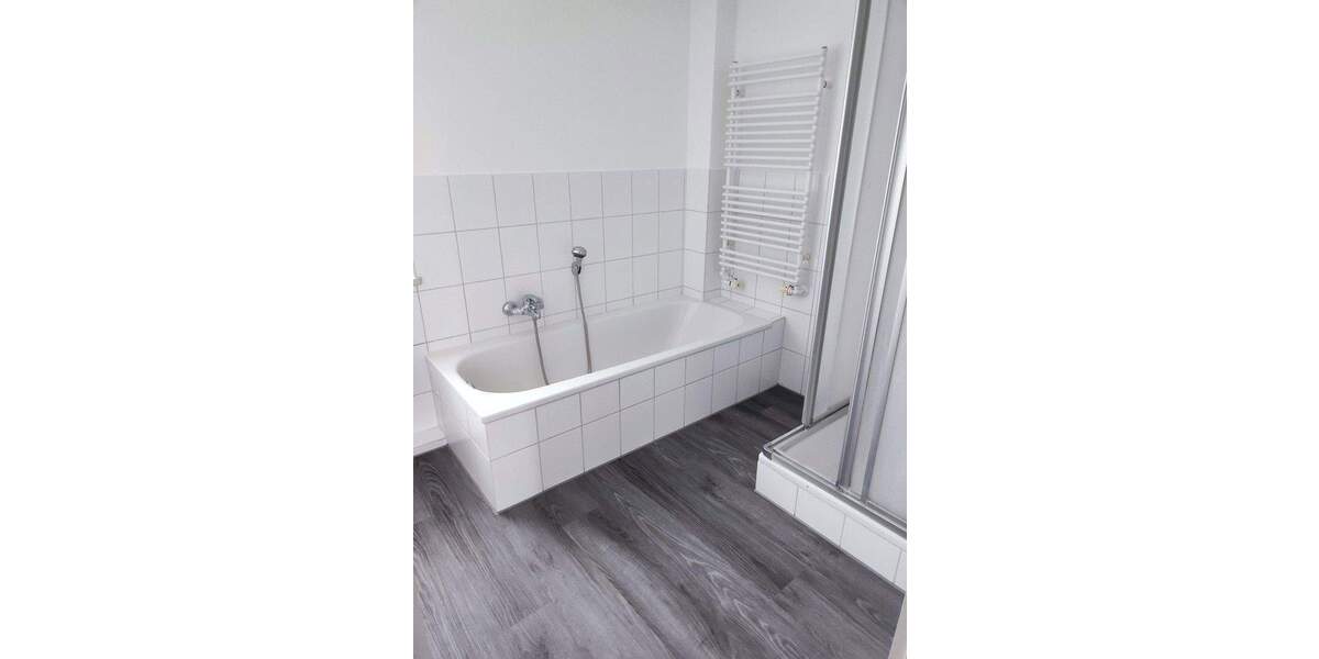 Reihenmittelhaus Albersdorf - 3 Zimmer, 130 m&sup2;, 1.100&euro; | Angebot:24251347