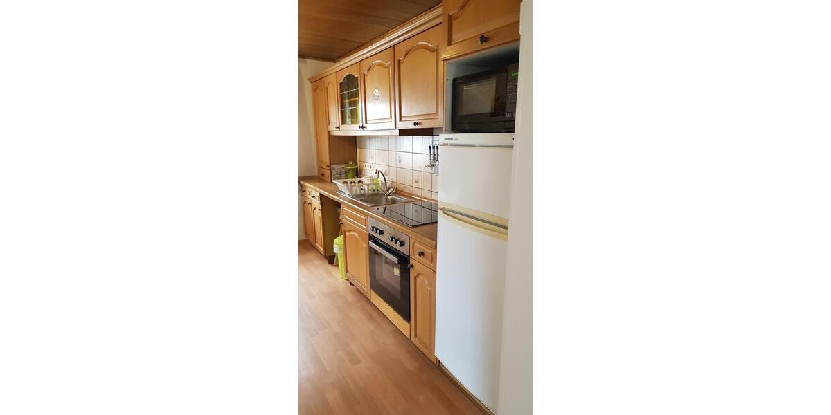 Wohnen auf Zeit Malsfeld - 5 Zimmer, 90 m&sup2;, 150&euro; | Angebot:22910244