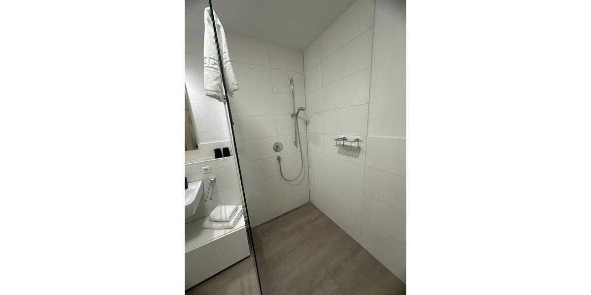 Etagenwohnung Friedrichshafen - 2 Zimmer, 72 m&sup2;, 1.629&euro; | Angebot:25919094