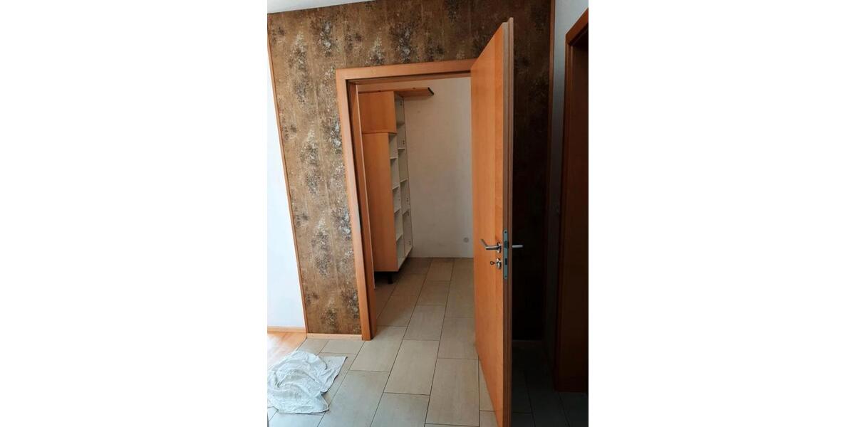 Einfamilienhaus Deggendorf - 5 Zimmer, 140 m&sup2;, 1.200&euro; | Angebot:26168877