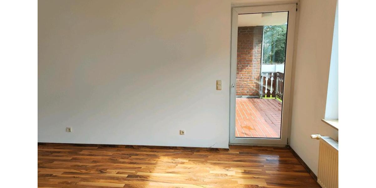 Erdgeschoßwohnung Gifhorn - 4 Zimmer, 100 m&sup2;, 1.300&euro; | Angebot:26019363