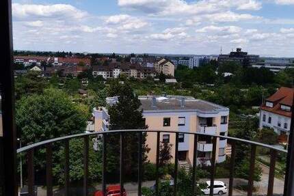 helle Stadtwohnung mit Balkon 3 zimmer