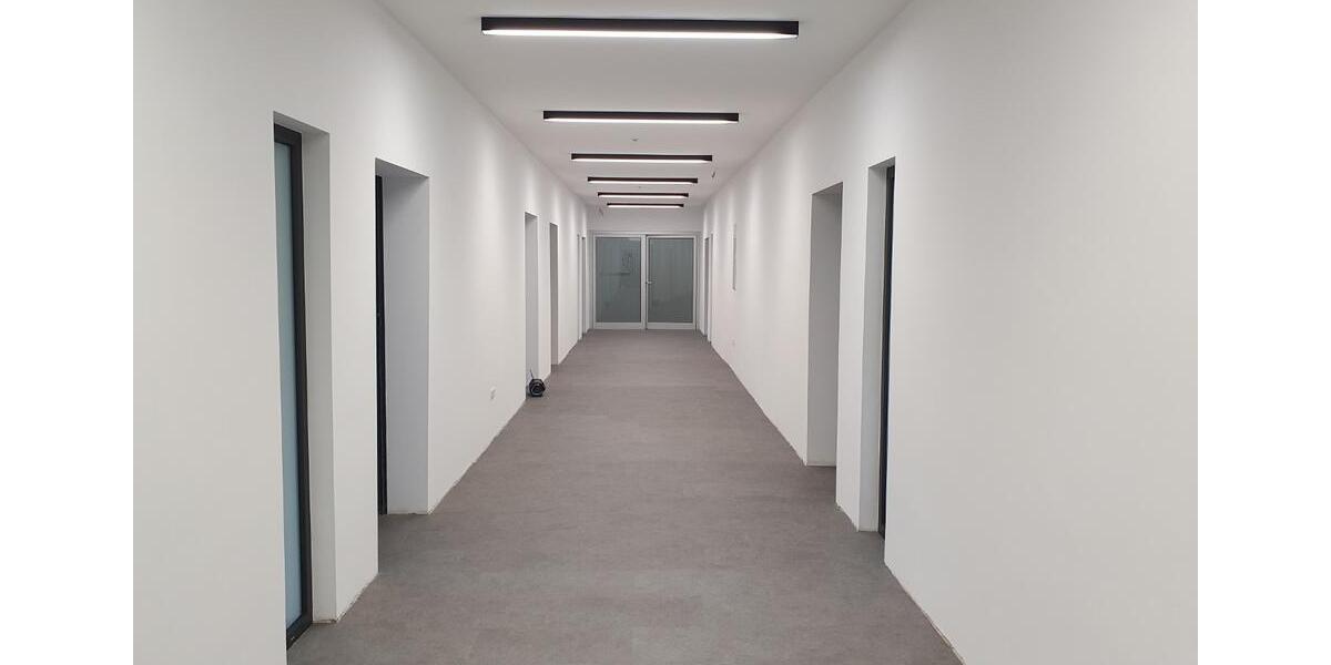 Top Büroflächen mit vielen Möglichkeiten, EUR 15,- bis 17,- pro qm warm zimmer