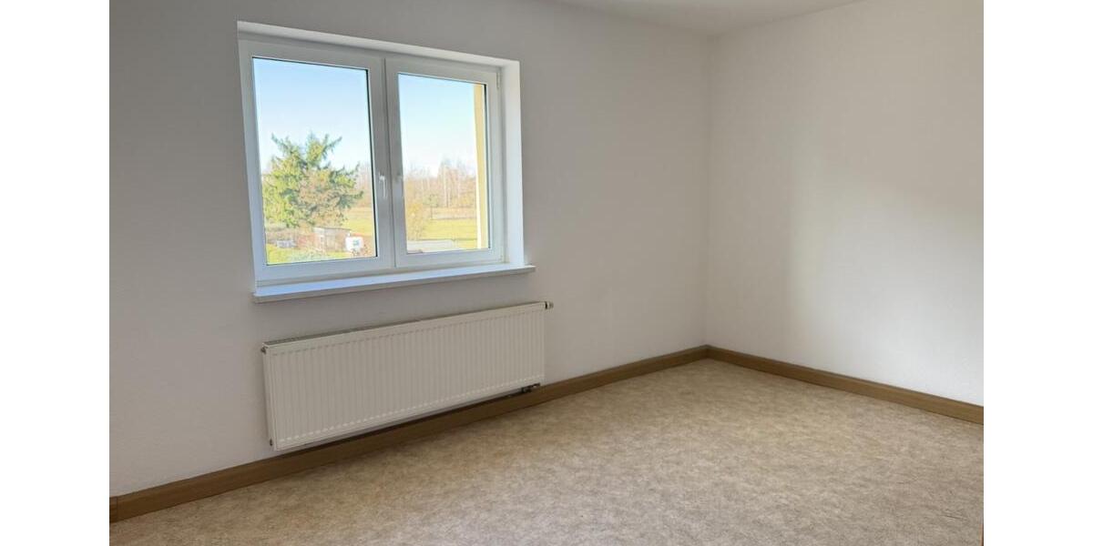 Etagenwohnung Borna - 2 Zimmer, 58 m&sup2;, 330&euro; | Angebot:25378470