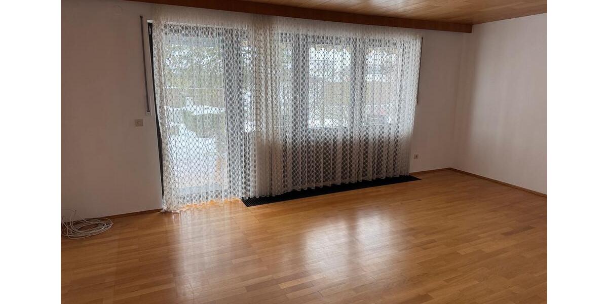 Einfamilienhaus Eichendorf - 6 Zimmer, 140 m&sup2;, 1.300&euro; | Angebot:26113063