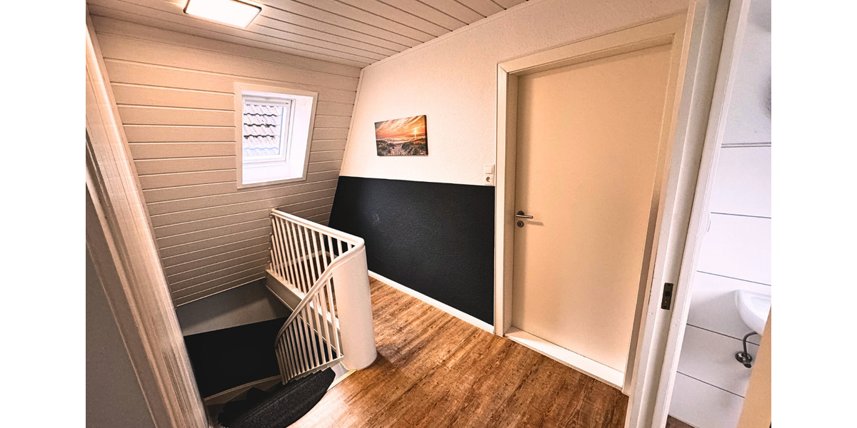 Etagenwohnung Emden Tholenswehr - 4 Zimmer, 20 m&sup2;, 430&euro; | Angebot:24714182