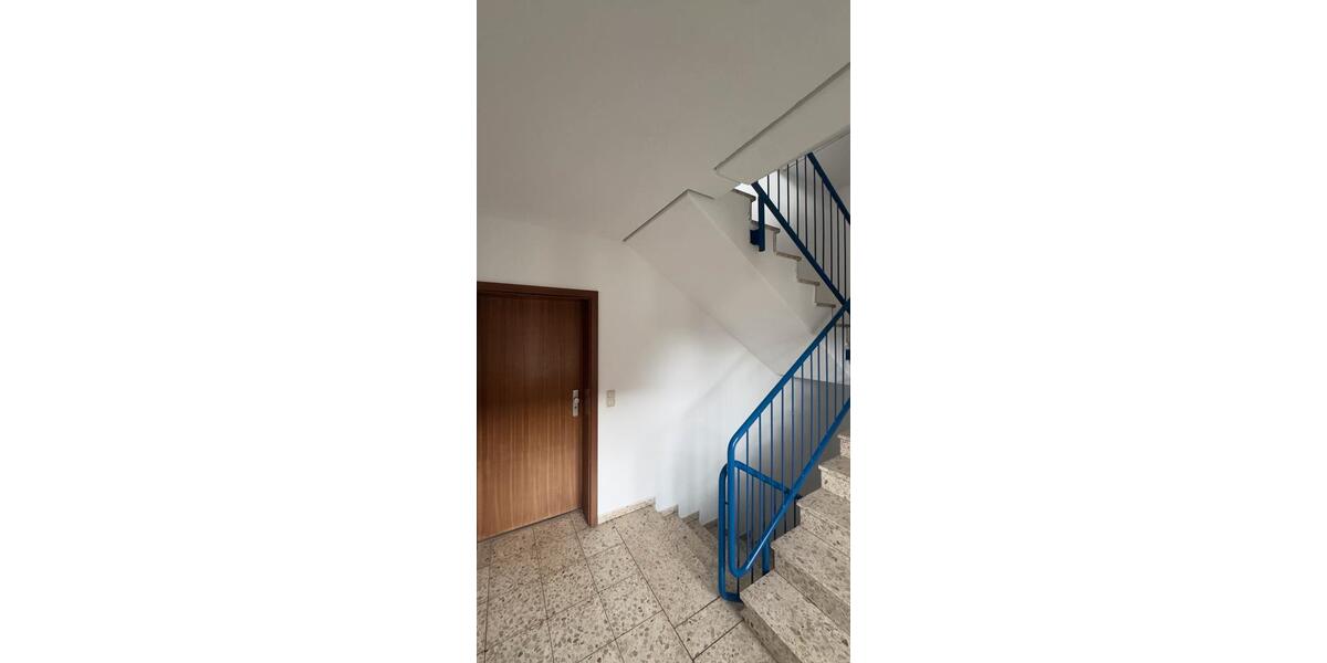 Etagenwohnung Bad Vilbel - 4 Zimmer, 100 m&sup2;, 2.500&euro; | Angebot:26583814