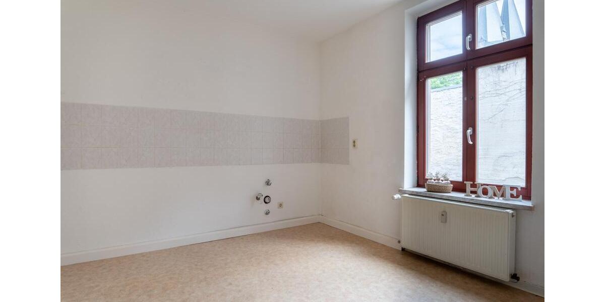 Etagenwohnung Calbe (Saale) - 2 Zimmer, 60 m&sup2;, 400&euro; | Angebot:22457525