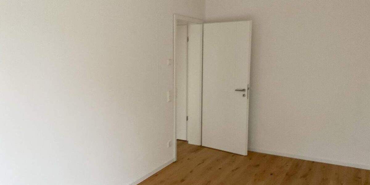 Etagenwohnung Hannover Döhren - 3 Zimmer, 83 m&sup2;, 1.290&euro; | Angebot:24594300