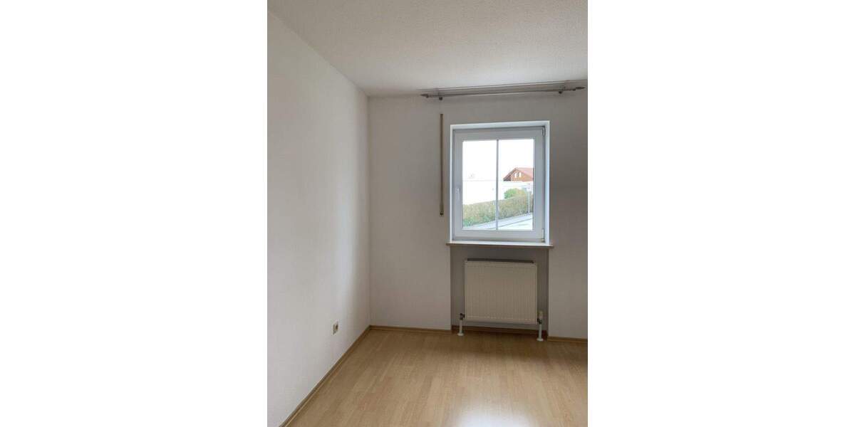 Etagenwohnung Deggendorf - 2 Zimmer, 60 m&sup2;, 610&euro; | Angebot:25095748