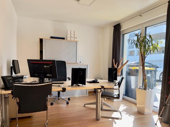 - Arbeiten in schönster Lage - zimmer