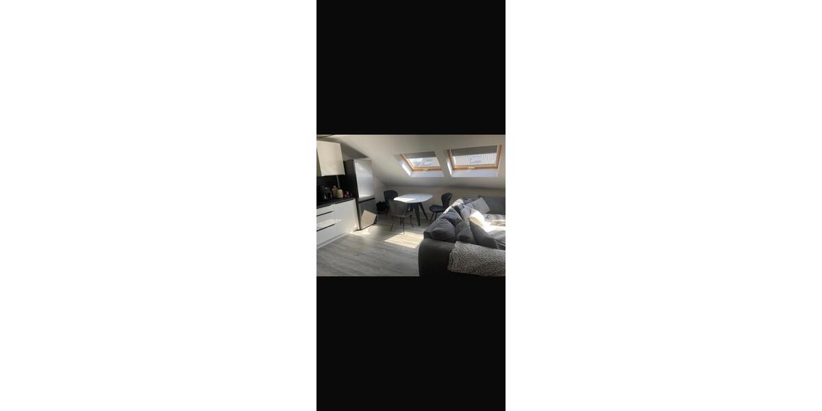 Dachgeschoßwohnung Schwetzingen - 2.5 Zimmer, 60 m&sup2;, 810&euro; | Angebot:26484359