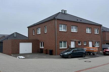 Haus Salzbergen - 5 Zimmer, 145 m&sup2;, 1.450&euro; | Angebot:25246226