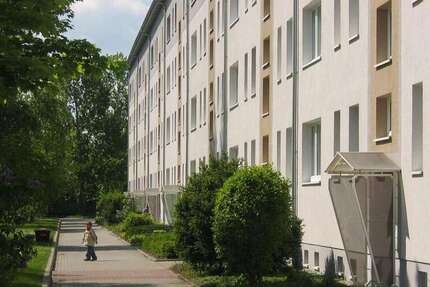 Wohnung Wurzen Altstadt - 2.5 Zimmer, 59 m&sup2;, 350&euro; | Angebot:26119390