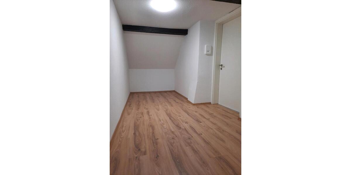 Etagenwohnung Edemissen - 1 Zimmer, 65 m&sup2;, 700&euro; | Angebot:26639390