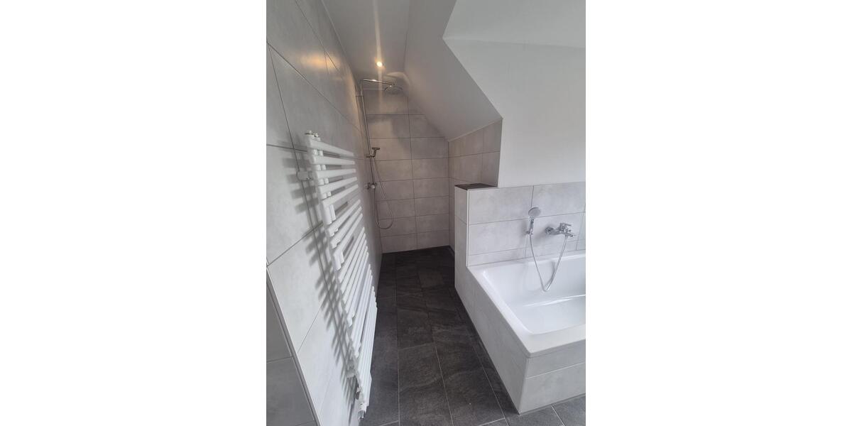Etagenwohnung Lingen (Ems) Gauerbach - 3 Zimmer, 96 m&sup2;, 1.152&euro; | Angebot:26700246