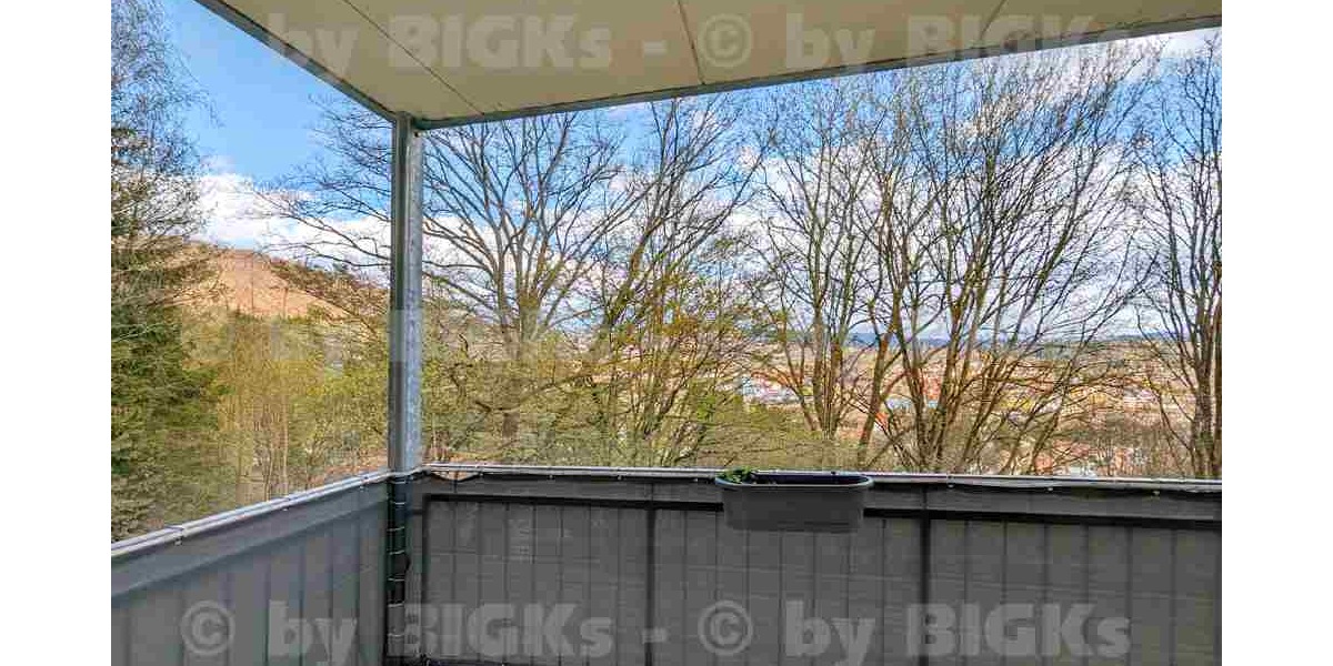 BIGKs: Suhl - Lautenberg - 4 Raum Wohnung Suhl,sep.Küche,Wannenbad, Balkon (-;) - Etagenwohnung Suhl Suhl Lautenberg | Angebot:27200731