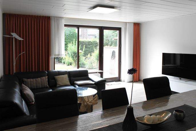 Reihenmittelhaus Krefeld Fischeln - 5 Zimmer, 111 m&sup2;, 1.375&euro; | Angebot:25110836