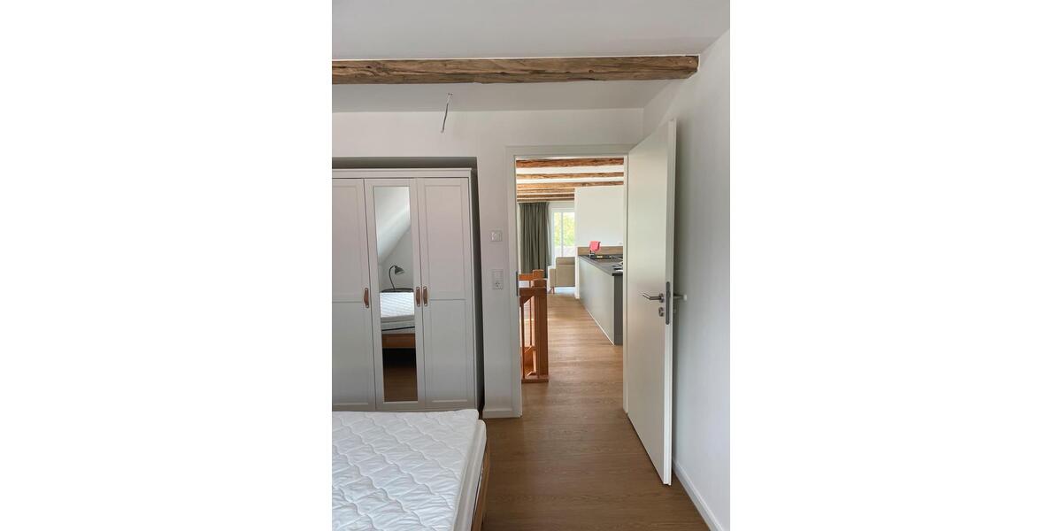 Dachgeschoßwohnung Kiel Blücherplatz - 3 Zimmer, 85 m&sup2;, 1.200&euro; | Angebot:25498575