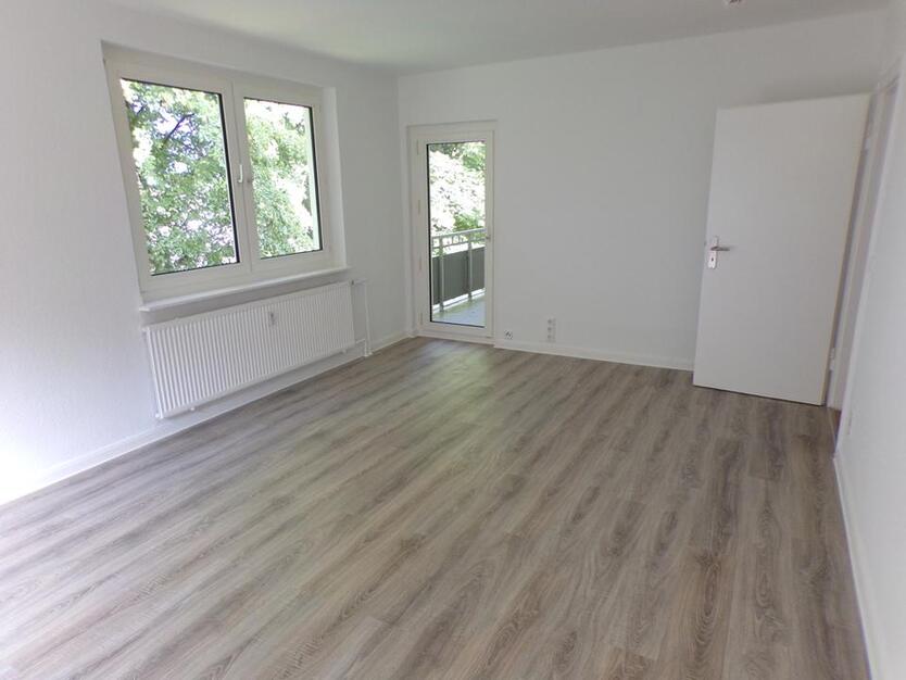 Helle, gemütliche 2 Zimmer Wohnung mit Balkon zimmer