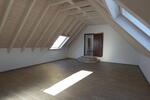 Dachgeschoßwohnung Finningen - 3 Zimmer, 126 m&sup2;, 820&euro; | Angebot:24865096