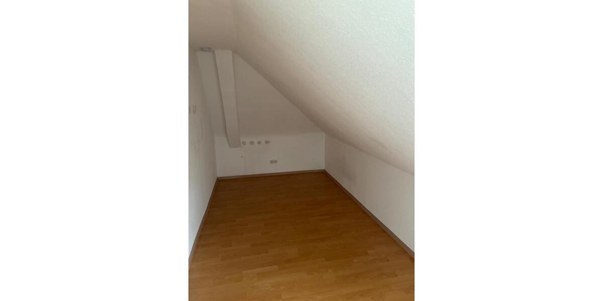 Dachgeschoßwohnung Breitungen/Werra Werra - 3 Zimmer, 60 m&sup2;, 450&euro; | Angebot:25083836