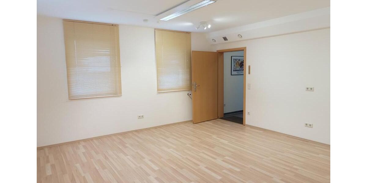 111 qm Bürofläche in Letter-Süd Gewerbegebiet Westrand Hannover zimmer