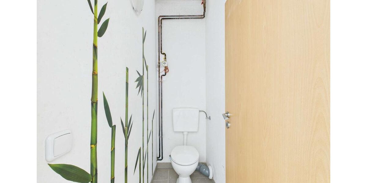 Einfach starten & selbst gestalten – Büroeinheit mit eigenem WC zimmer