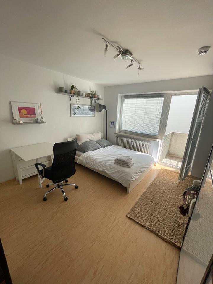 EinZimmerwohnung zur einmonatigen Untermiete