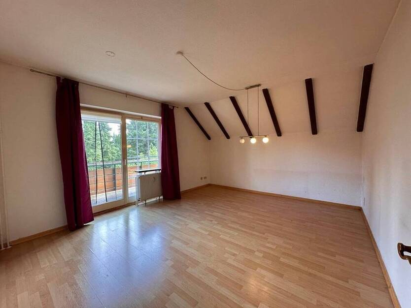 Helle 2-Zimmer-Wohnung mit Balkon und Stellplatz in Malente - ab sofort verfügbar