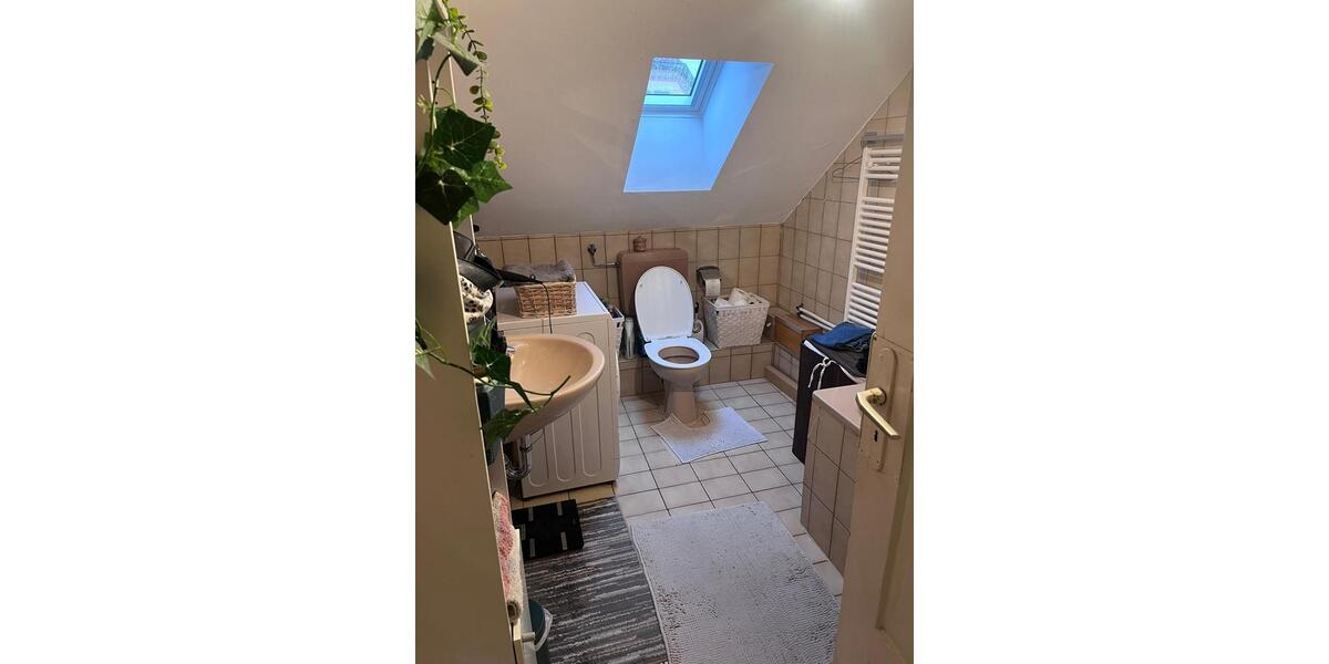 Dachgeschoßwohnung Aalen Unterkochen - 3 Zimmer, 60 m&sup2;, 570&euro; | Angebot:23878610