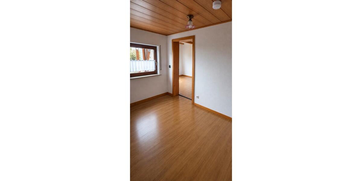 Etagenwohnung Bitburg - 1 Zimmer, 79 m&sup2;, 650&euro; | Angebot:26705944