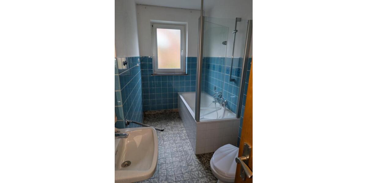 Etagenwohnung Bad Berleburg - 4 Zimmer, 122 m&sup2;, 700&euro; | Angebot:25611923