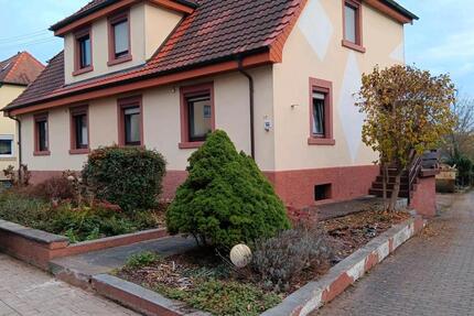 Haus Buchen (Odenwald) - 5 Zimmer, 100 m&sup2;, 1.100&euro; | Angebot:26039597