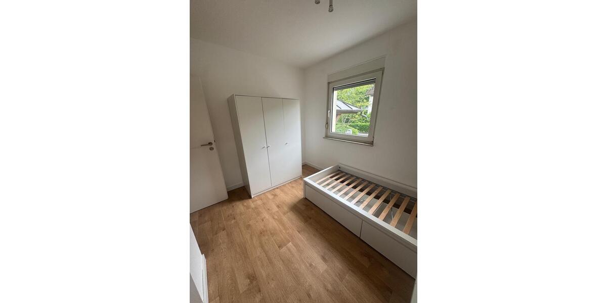 Wohnen auf Zeit Freiburg im Breisgau Brühl - 1 Zimmer, 9 m&sup2;, 450&euro; | Angebot:26351528