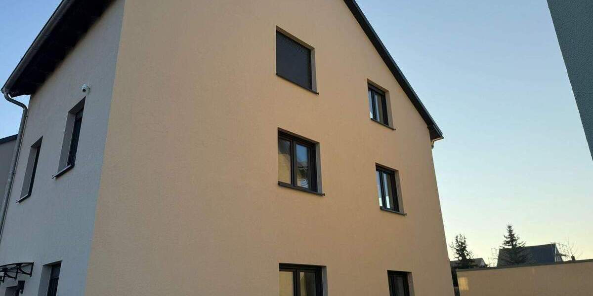 Reihenmittelhaus Kabelsketal Großkugel - 6 Zimmer, 170 m&sup2;, 1.775&euro; | Angebot:25733660